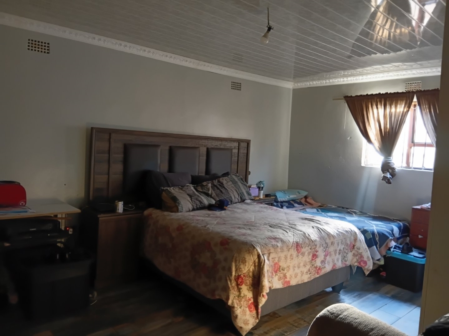 4 Bedroom Property for Sale in Heather Park Western Cape